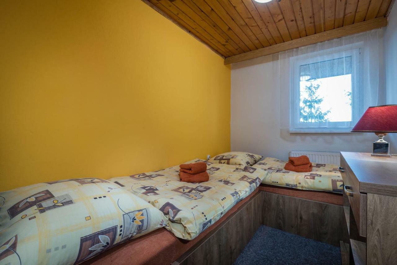 Penzion Bernardin Hotel Stará Lesná Екстериор снимка